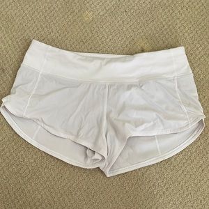 White lulu speed up shorts